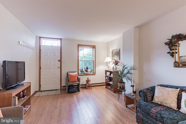 property at 3 W 1st Ave