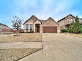 5729 Spirit Lake Dr in Fort Worth, TX - Building Photo