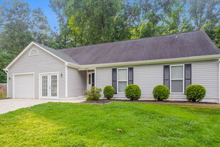 10355 Roundhouse Cir in Mint Hill, NC - Foto de edificio - Building Photo