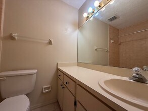 256 Palm Sparrow Ct in Daytona Beach, FL - Building Photo - Building Photo