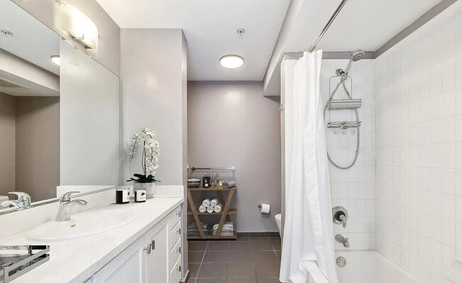 601 Alabama St, Unit 3B