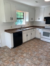 7765 Co Rd 54 in Skipperville, AL - Building Photo - Building Photo