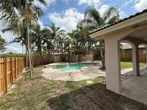 4157 NE 14th St in Homestead, FL - Building Photo - Building Photo