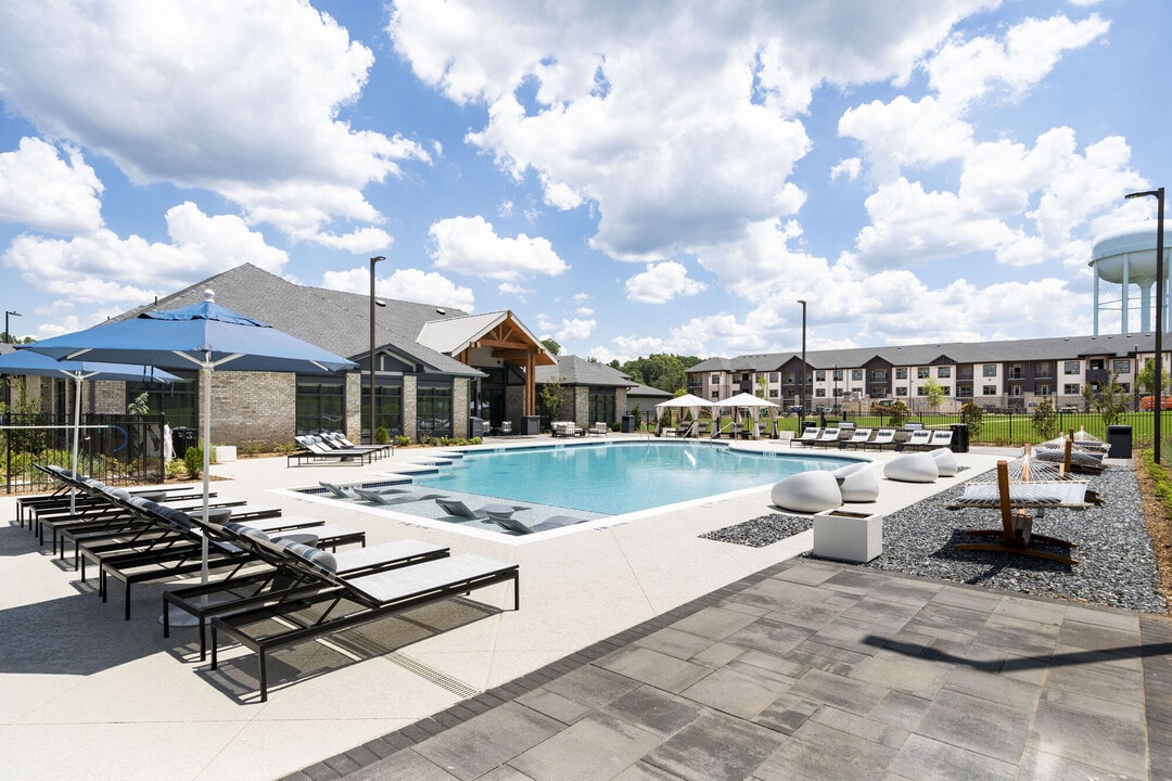 Arcadia at Symphony Park in Mcdonough, GA - Foto de edificio