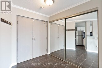 500 Talbot St in London, ON - Building Photo - Building Photo