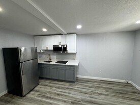 2001 2nd St S in St. Petersburg, FL - Building Photo