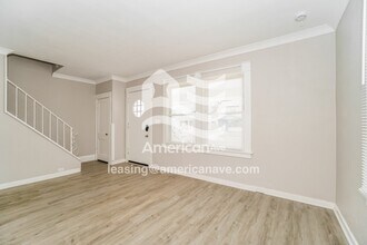 3606 Leybourn Ave in Toledo, OH - Building Photo - Building Photo