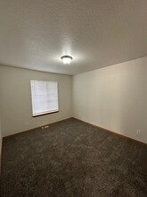 6438 W Trestle St in Rathdrum, ID - Building Photo - Building Photo