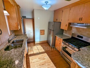 2111 Irving Ave S in Minneapolis, MN - Building Photo - Building Photo