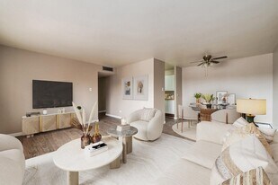 Langdon Towers in Moose Jaw, SK - Building Photo