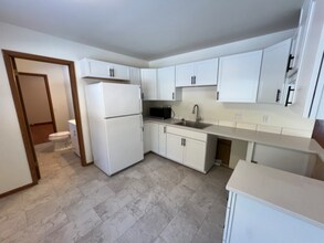 4922 Knox Ln in Madison, WI - Building Photo - Building Photo