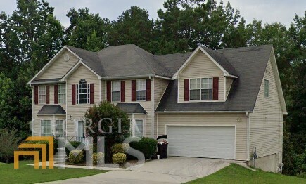 2546 Lennox Rd SE in Conyers, GA - Building Photo