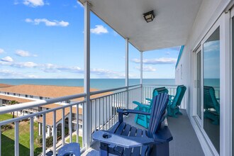 205 Jimmy Buffett Mem Hwy in Satellite Beach, FL - Building Photo - Building Photo