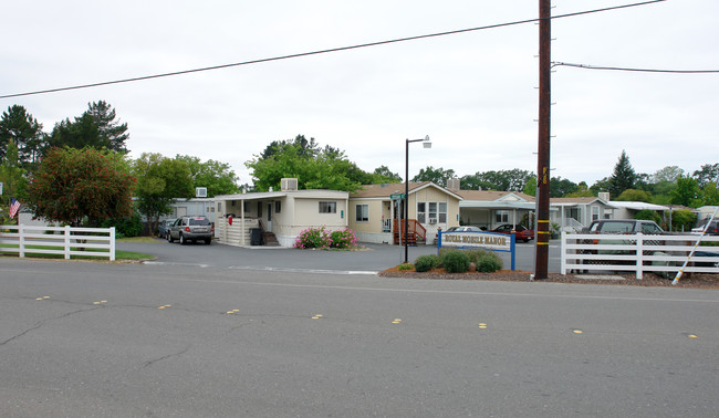 6555 Old Redwood Hwy in Windsor, CA - Foto de edificio - Building Photo