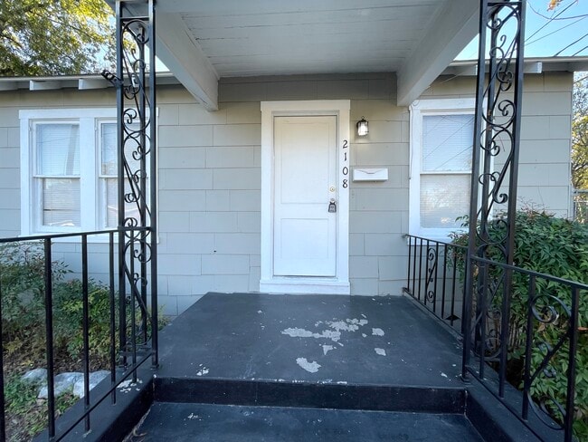 2108 N 21st St in Waco, TX - Building Photo - Building Photo