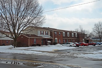 Villa Park Apartments in Springfield, OH - Building Photo - Building Photo
