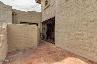 16634 N 29th Dr in Phoenix, AZ - Foto de edificio - Building Photo