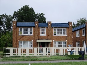 Penn Oaks in Oklahoma City, OK - Foto de edificio - Building Photo