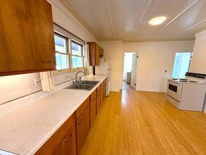 152 Furnace St, Unit 3 in North Adams, MA - Building Photo - Building Photo