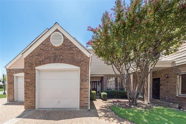 property at 209 Cimarron Trail