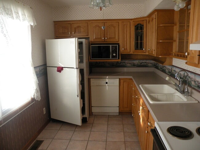 property at 104 S Short St