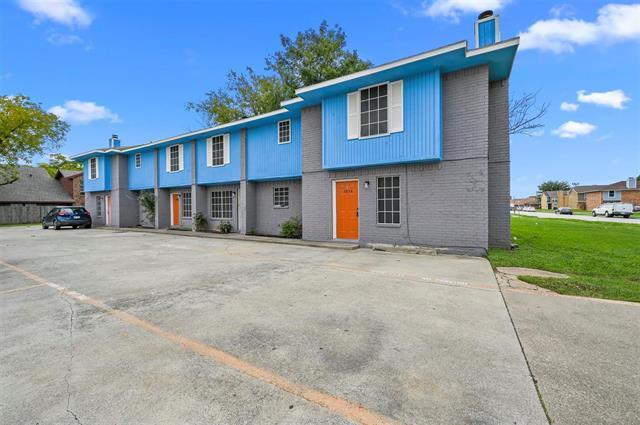 property at 3034 Tudor Ln