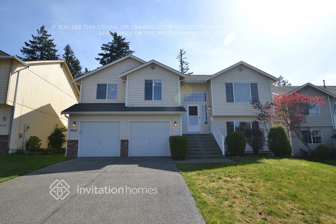 4014 231st St Ct E in Spanaway, WA - Building Photo