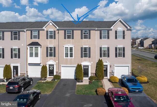property at 103 Sandpiper Ct