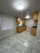 16601 Willow St in Hesperia, CA - Building Photo - Building Photo