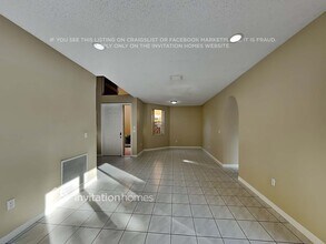 15648 SW 112th Dr in Miami, FL - Foto de edificio - Building Photo