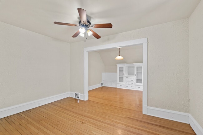 2218 N 64th St in Wauwatosa, WI - Building Photo - Building Photo
