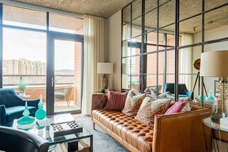 IO Piazza by Windsor in Arlington, VA - Building Photo - Building Photo