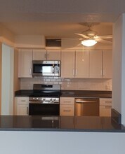 8801 W Golf Rd in Niles, IL - Building Photo - Building Photo