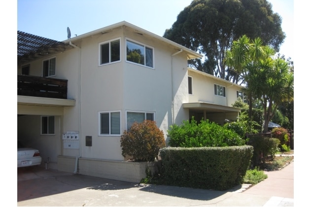 847 Roble Ave in Menlo Park, CA - Foto de edificio - Building Photo