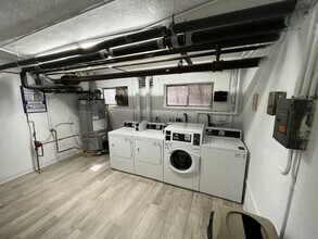 311 South Doheny Drive in Los Angeles, CA - Building Photo - Building Photo