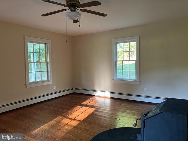 property at 3236 Ashby Glen Ln