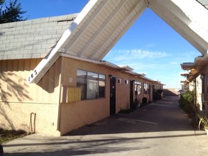 Pritchard Apartments in Fullerton, CA - Building Photo - Building Photo