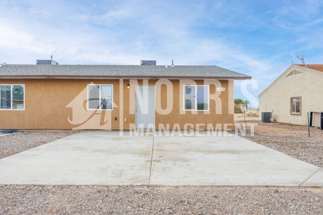 4020 N Montezuma Dr in Eloy, AZ - Building Photo