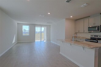 902 Rivers Crossing St in Clermont, FL - Building Photo - Building Photo