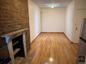 ESSEX STREET in New York, NY - Building Photo - Building Photo