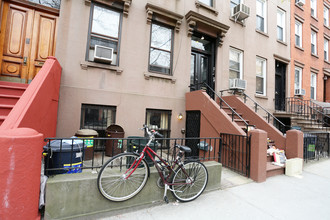 324 Degraw St in Brooklyn, NY - Building Photo - Building Photo