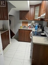 23 Blairwood Ct in Brampton, ON - Building Photo - Building Photo