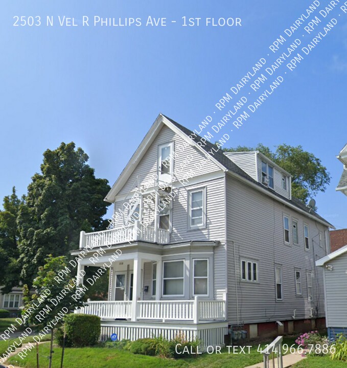 2503 N Vel R. Phillips Ave-Unit -1st floor in Milwaukee, WI - Foto de edificio