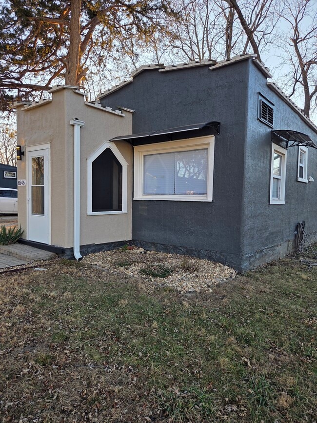 property at 8546 Kessler St