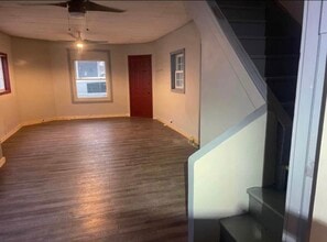 359 Locust St in New Martinsville, WV - Foto de edificio - Building Photo