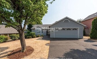 18396 SW Colfelt Ln in Sherwood, OR - Building Photo