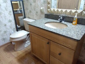903 Cypress Lake Cir, Unit 1 in Ft. Myers, FL - Building Photo - Building Photo