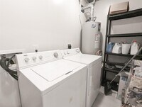 2306 Addison Rd photo'