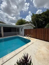 2382 NW 86th Ln in Coral Springs, FL - Building Photo - Building Photo