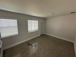 211 SW 18th Ave in Miami, FL - Building Photo - Building Photo
